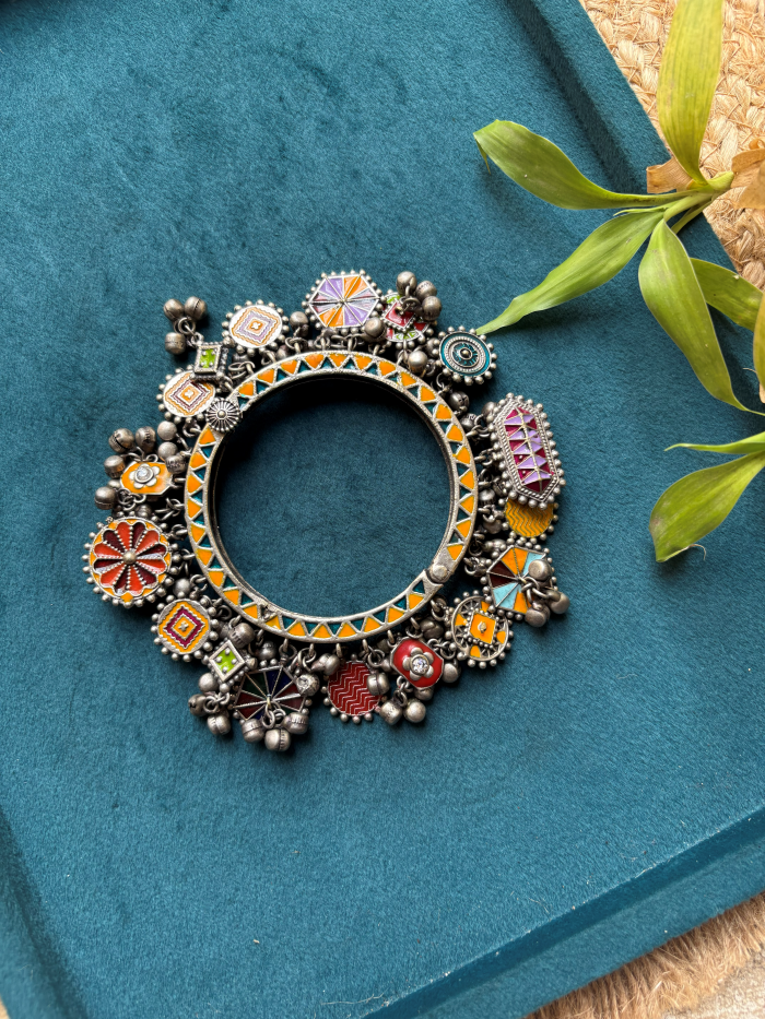 Tribal Amrapali Kada