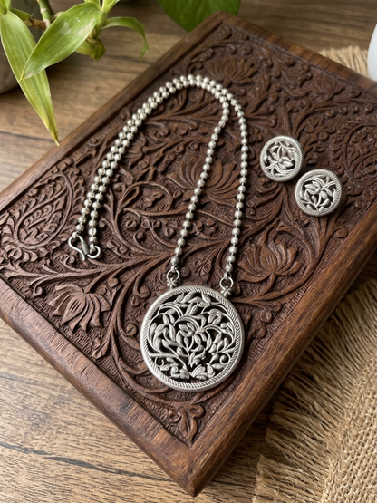 Flora Charm Pendent Set
