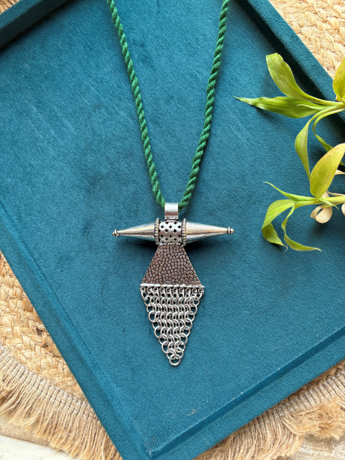 Vihi Classy Pendant