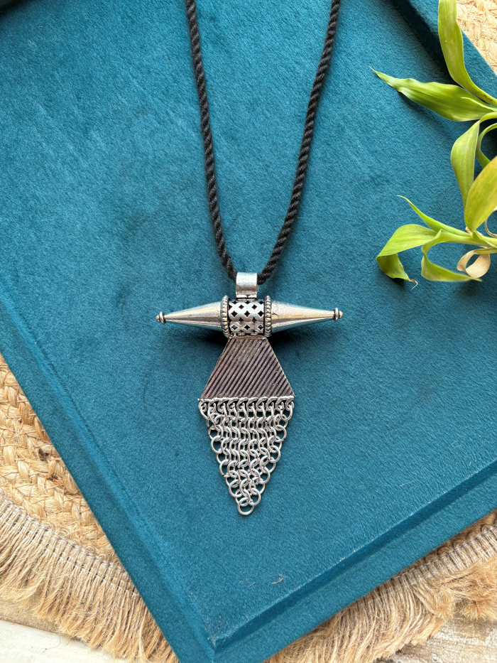 Vihi Classy Pendant