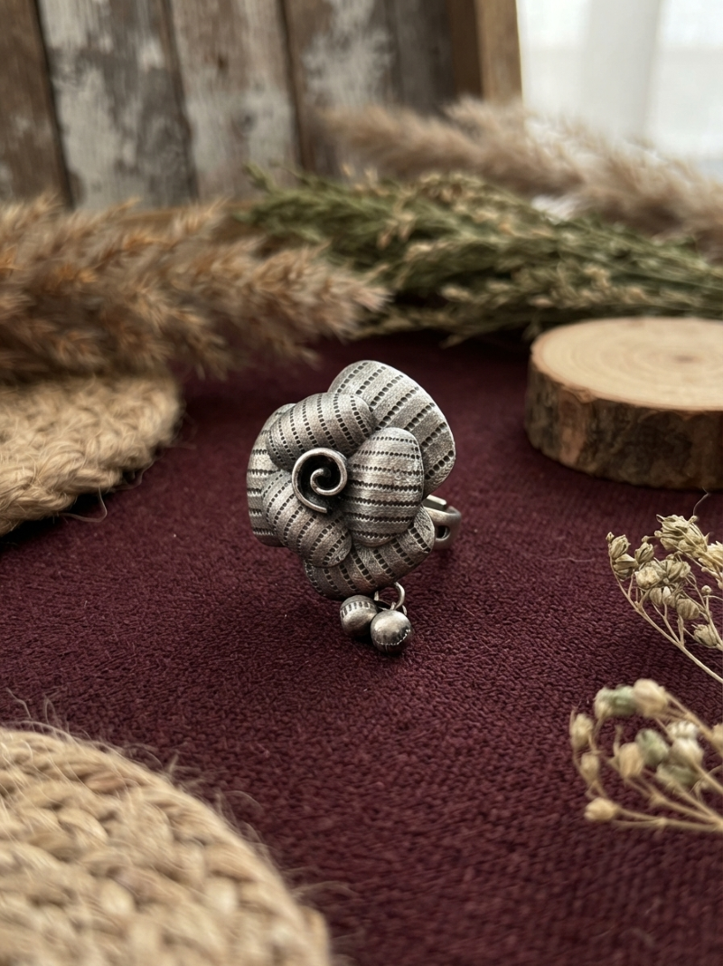  Rose Statement Ring