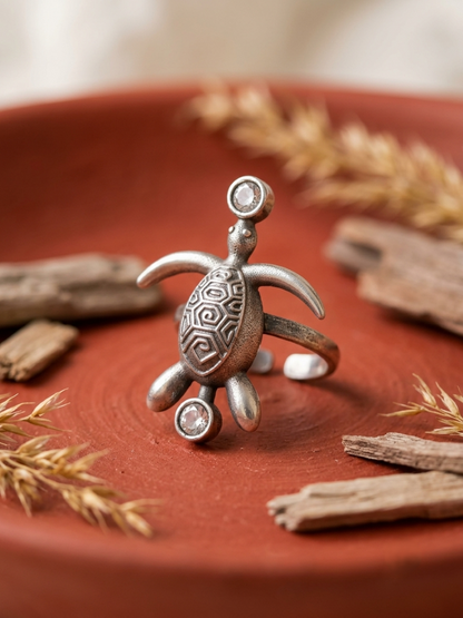 silver finger ring